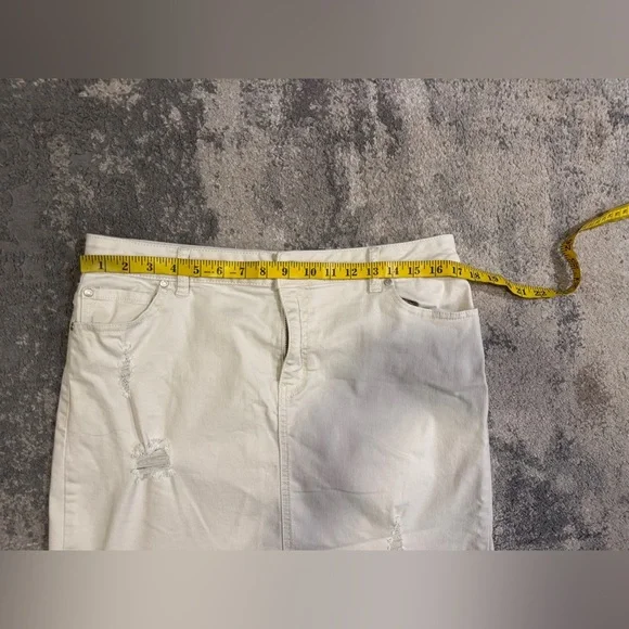 Cato White Distressed Denim Skirt - Picture 5 of 6